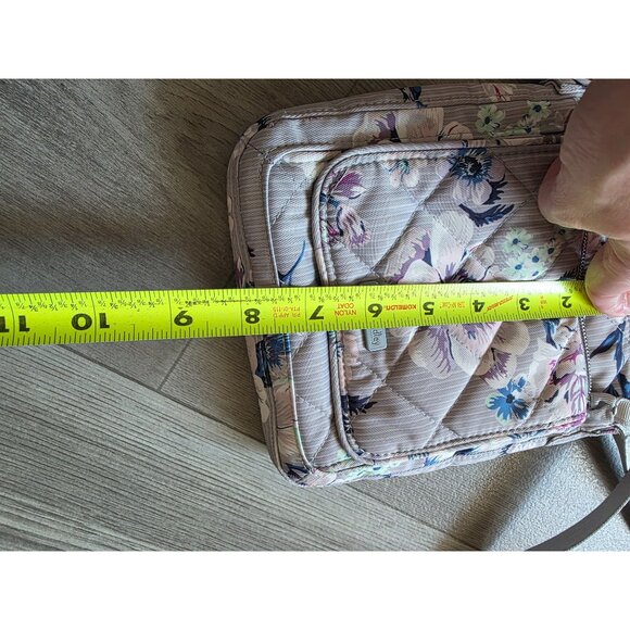 Vera Bradley Floral Quilted Crossbody Bag With Adjustable Strap - Picture 5 of 6